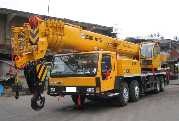 贵阳市吊车出租选择重点